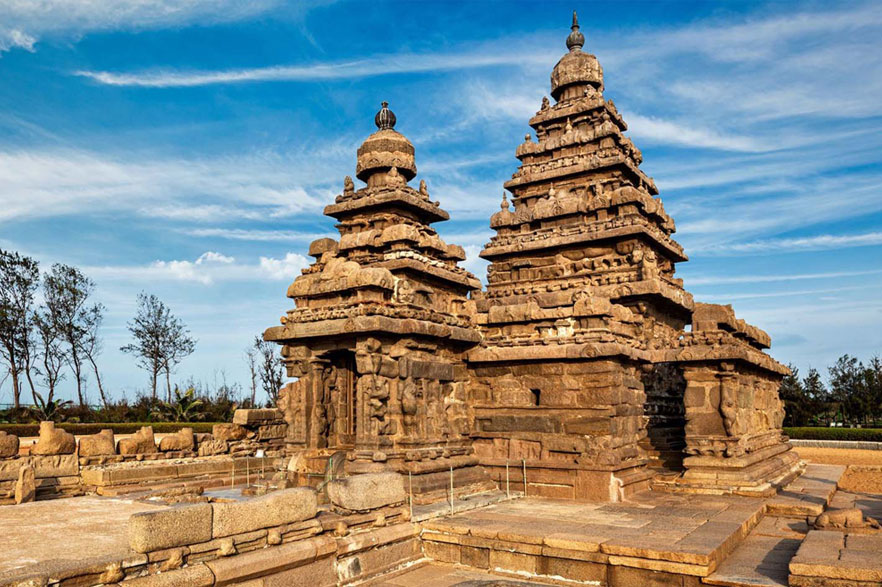 Beach resorts for couples mahabalipuram, resort with cottages and suites with sea and pool